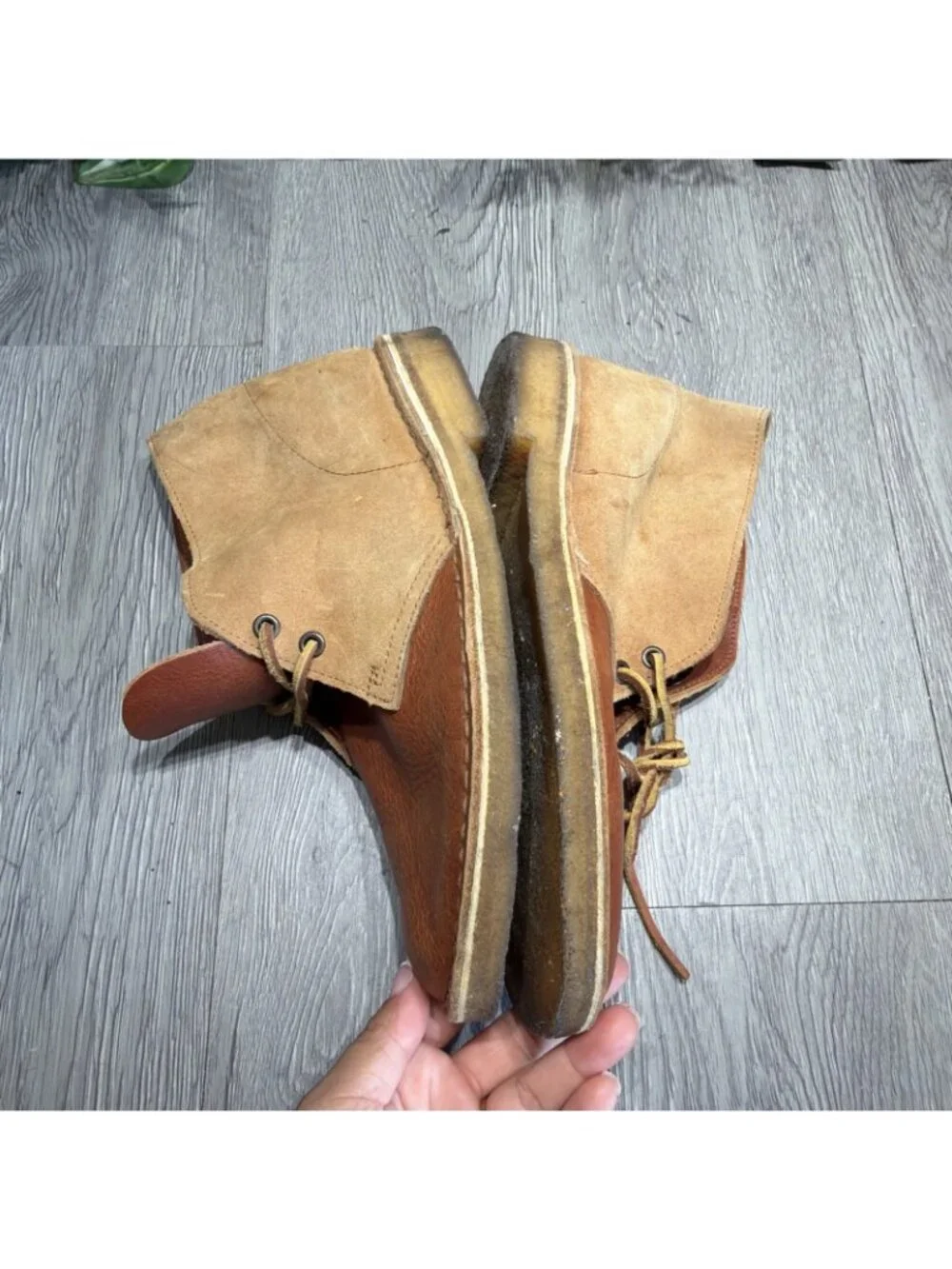Clarks Originals Size 7.5 Fall Mens Boots Chukka Saddle Brown Suade and Leather
